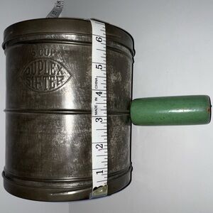 Vintage Duplex 5 Cup Sifter